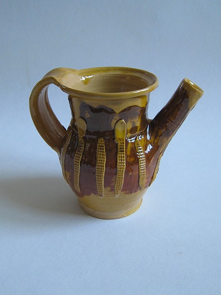 http://www.poteriedesgrandsbois.com/files/gimgs/th-27_CBT010-07-poterie-médiéval-des grands bois-cruches-cruche.jpg